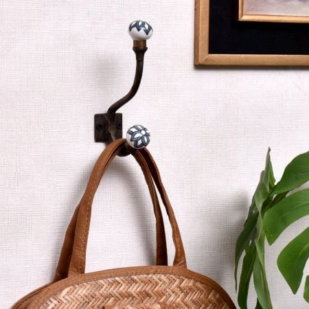 Black Floral Iron Hooks-EHG-52